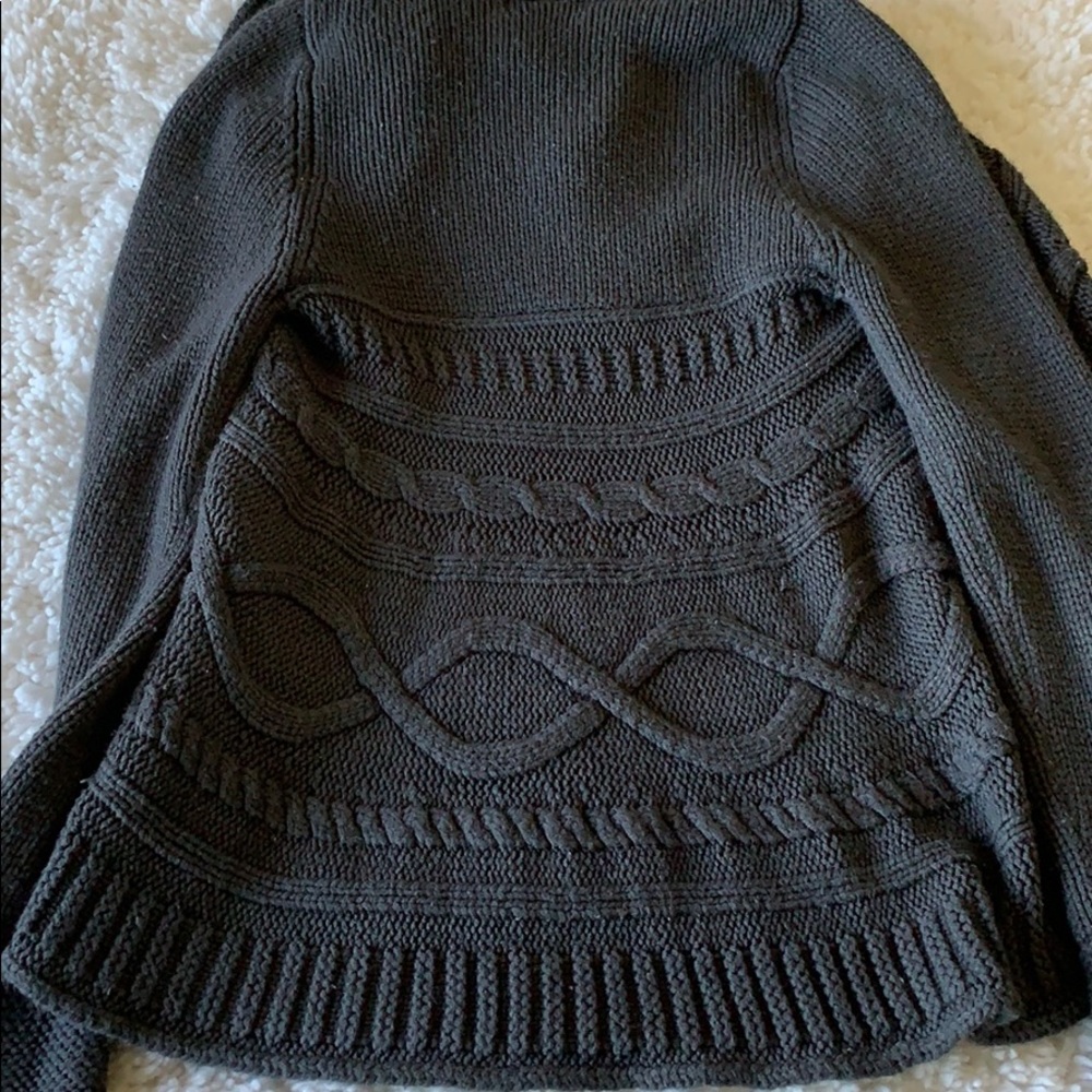 The Limited Sweater - Picture 2 of 2